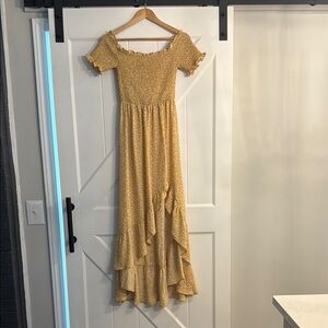 Francesca's Collections Yellow High-Low Sundress Off-Shoulder Flutter Sleeves